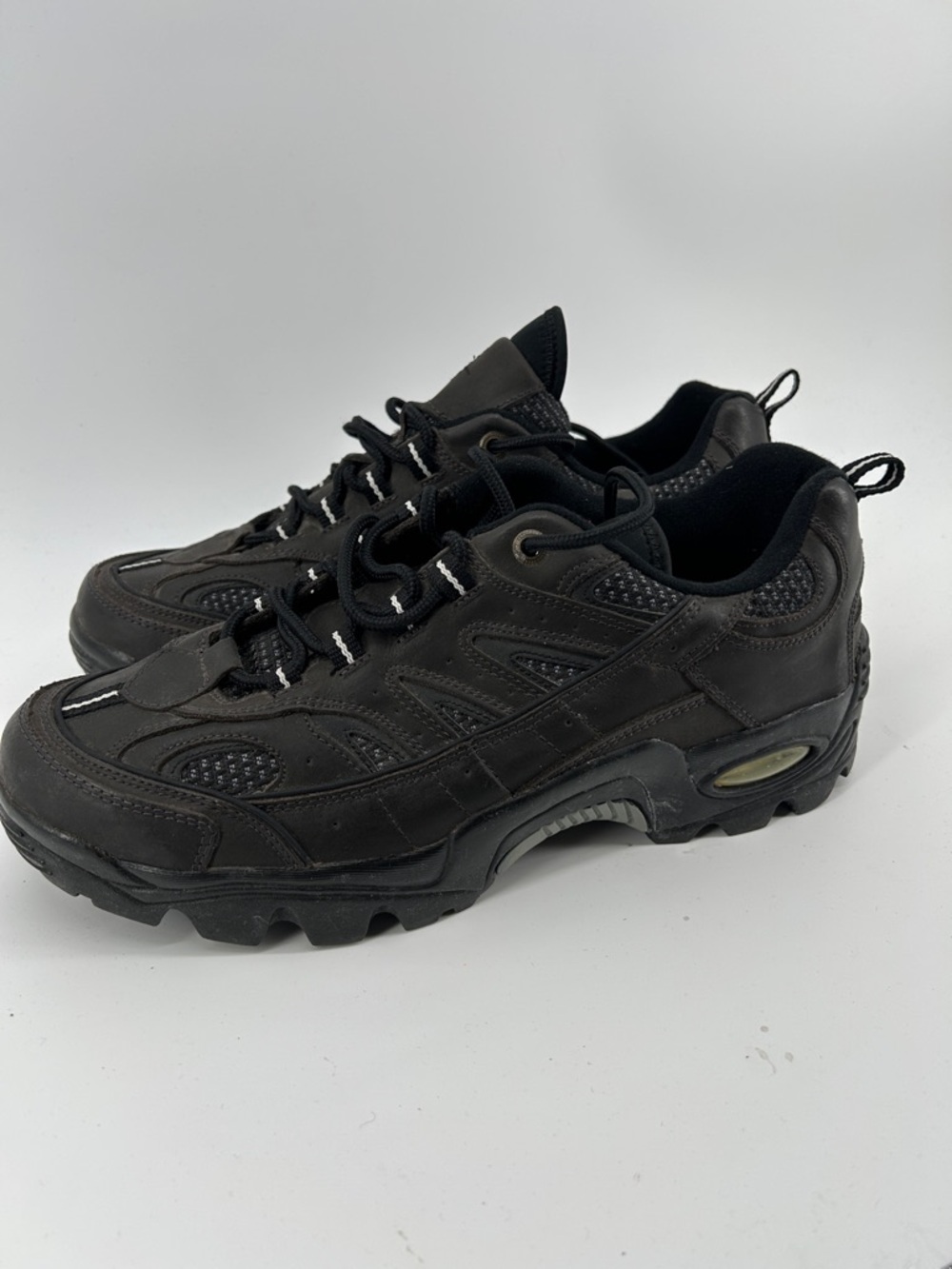 Nevados waterproof walking shoes, size 12 men's black